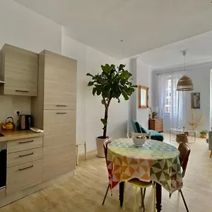  Appartement Elegant Apt In The Heart Of France